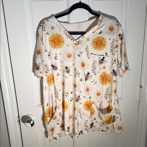 Floral Bee Print Women's Scrub Top 2x xxl